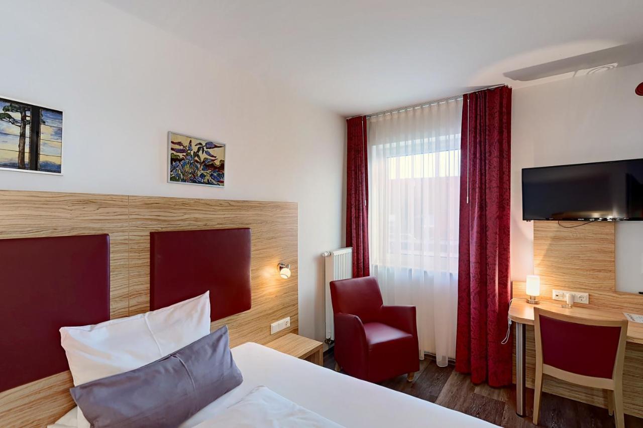 Smartmotel Emden - By Quartier96 Gmbh Exterior foto